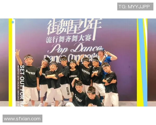 成都街舞队与西安街舞队赛后复盘团队协作的精彩瞬间与经验分享 成都街舞队与西安街舞队赛后复盘团队协作的精彩瞬间与经验分享